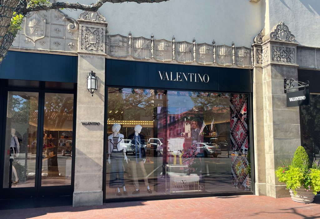 L’Histoire de la Marque Valentino by Mario Valentino - Aspire Liberty